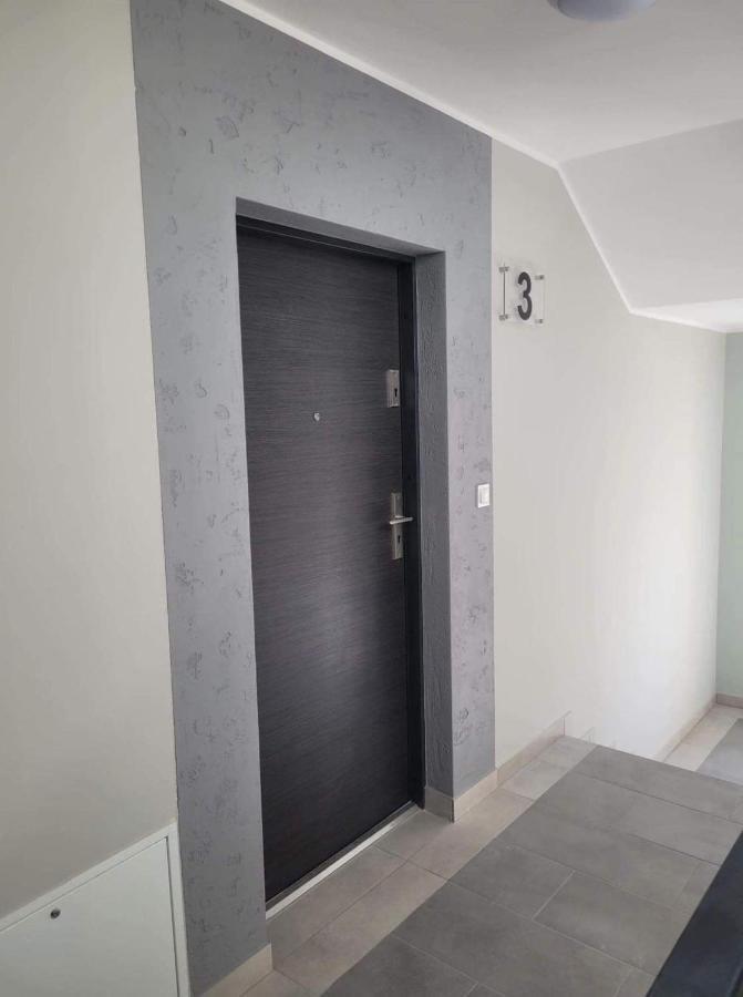Kawalerka Walowa 3 Neustadt in Westpreußen Exterior foto